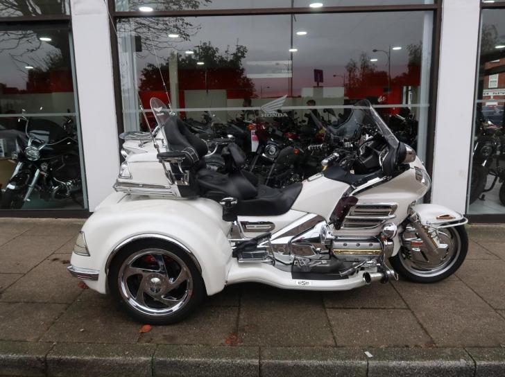 Honda GL1800 GOLD WING CSC VIPER TRIKE 