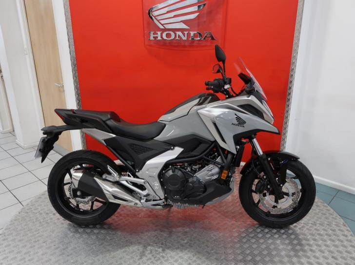 Honda NC750X DCT