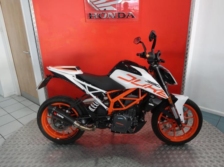 KTM 390 DUKE