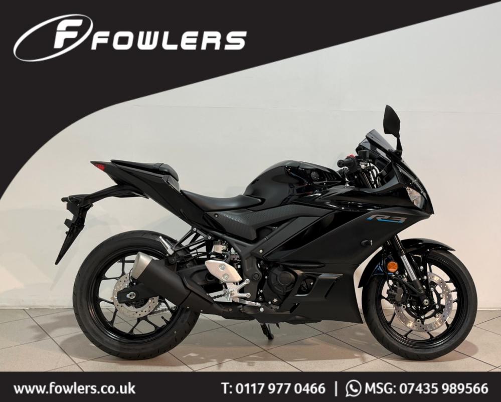 Yamaha r3 deals black for sale