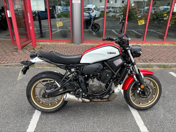 Yamaha XSR700