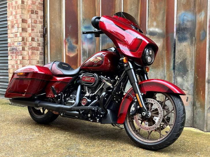 Harley-Davidson STREET GLIDE SPECIAL ANNIVERSARY FLHXSANV