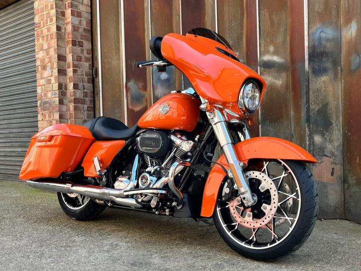 Harley-Davidson TOURING STREET GLIDE SPECIAL