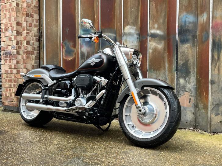 Harley-Davidson SOFTAIL 1870 FAT BOY 114 (TWO-TONE)