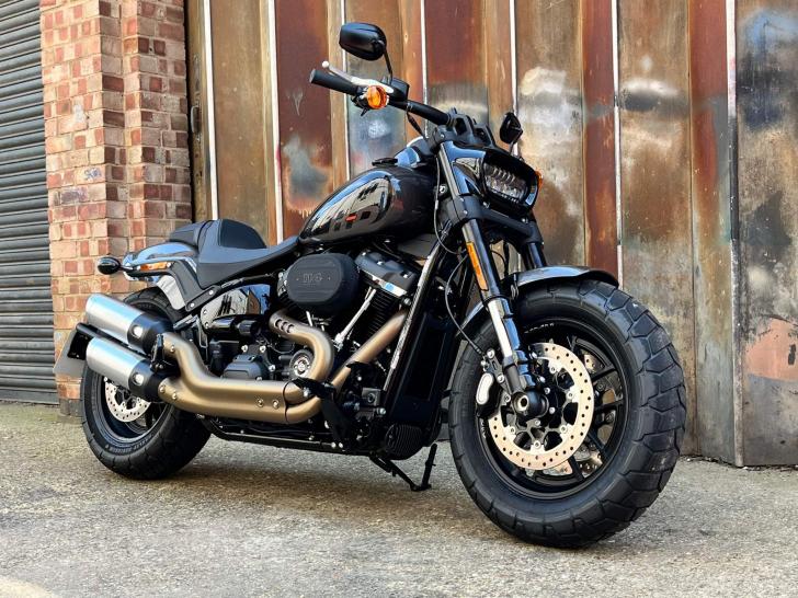 Harley-Davidson SOFTAIL 1870 FAT BOB 114 (COLOUR)