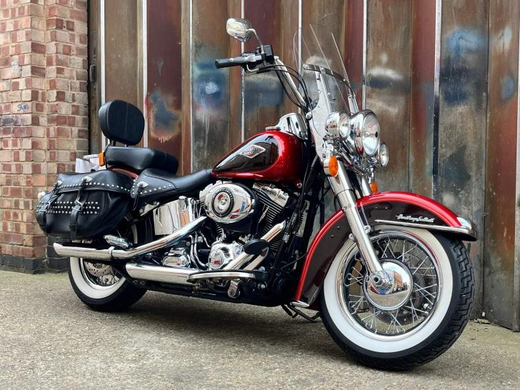 Harley-Davidson SOFTAIL 1690 FLSTC HERITAGE CLASSIC