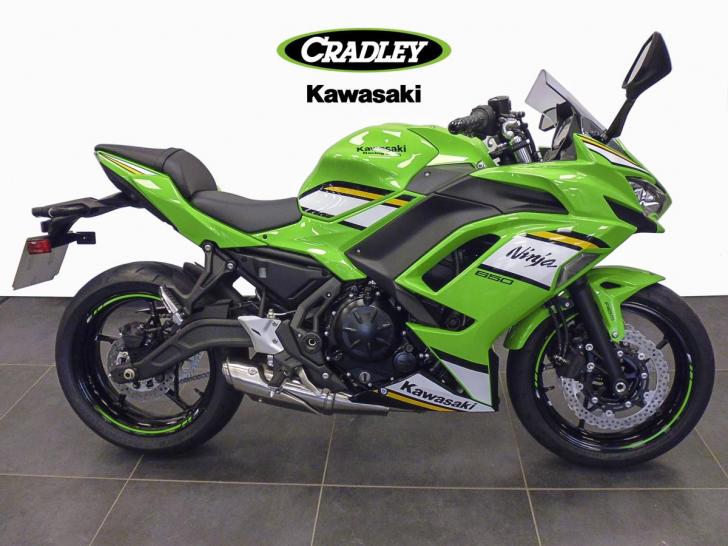 KAWASAKI NINJA 650