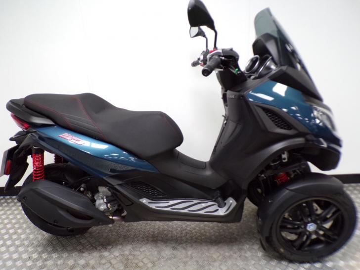 Piaggio MP3 300 