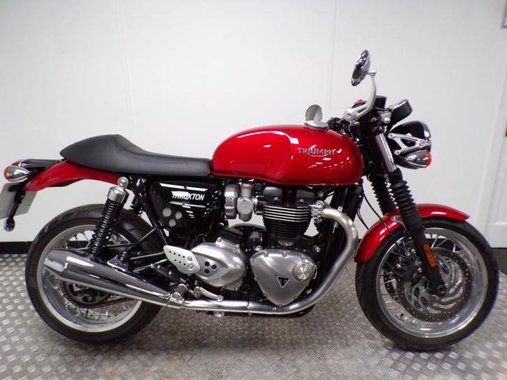 Triumph THRUXTON 1200