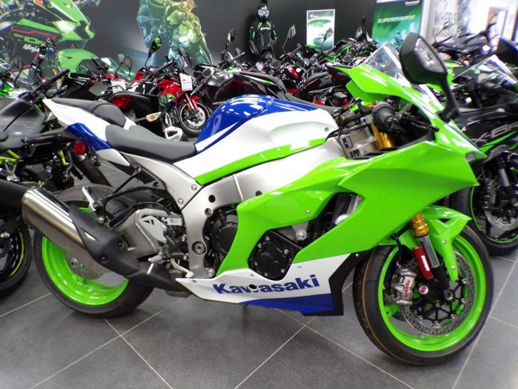 KAWASAKI NINJA ZX-10R