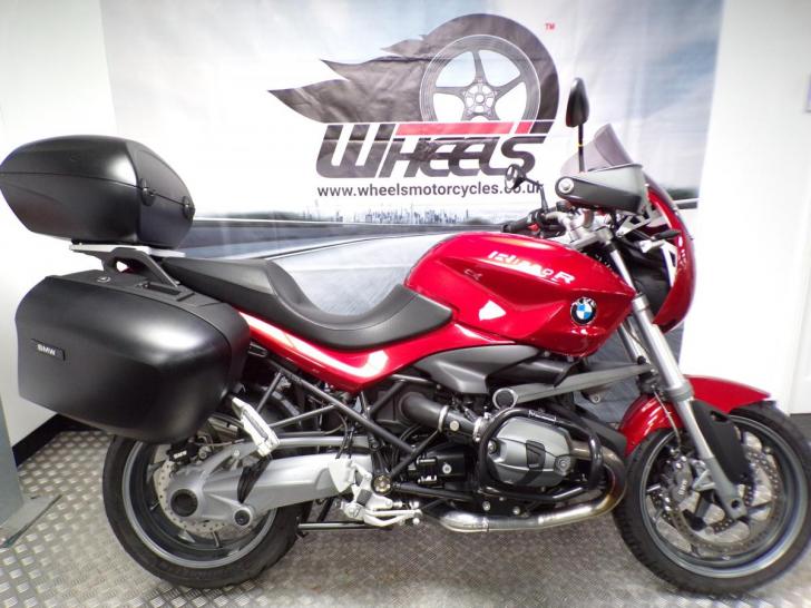 BMW R1200R