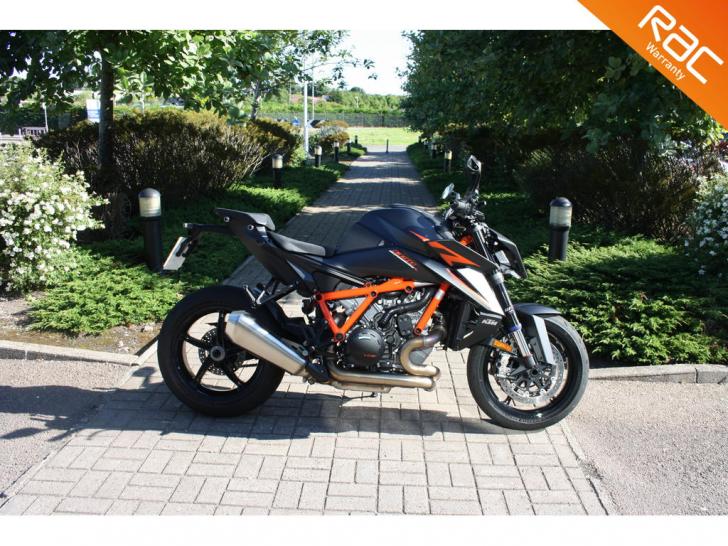 KTM 1390 SUPER DUKE R EVO