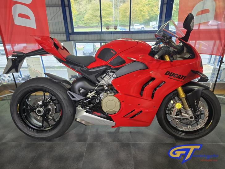 Ducati PANIGALE V4 S