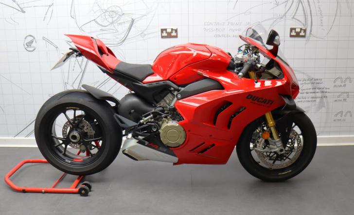 Ducati PANIGALE V4 S