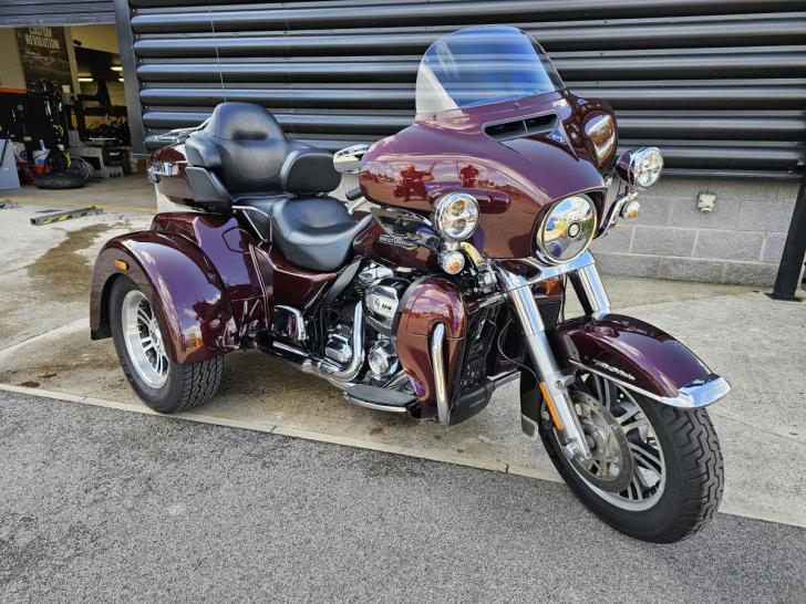 Harley-Davidson TRI GLIDE ULTRA 