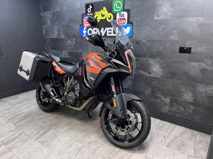 KTM 1290 SUPER ADVENTURE S 20 