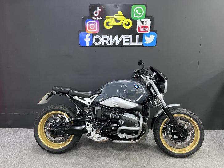 BMW R NINE T