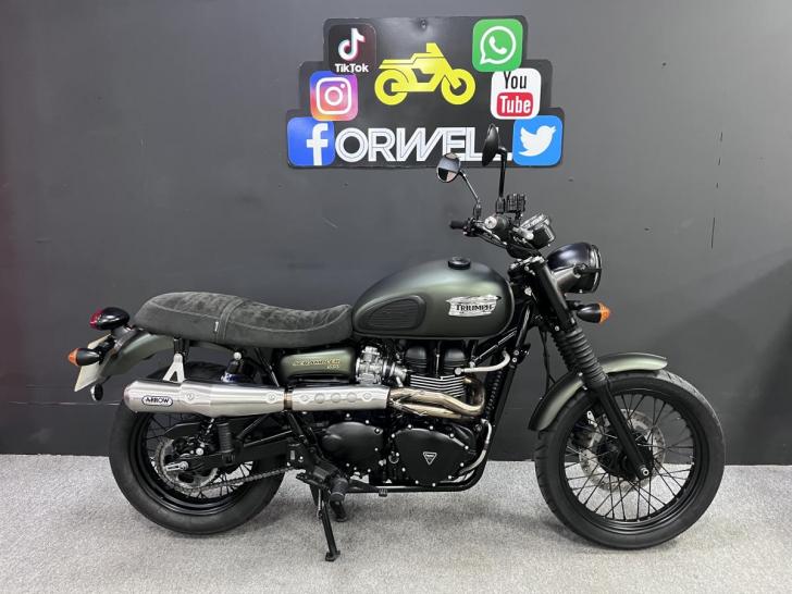 Triumph BONNEVILLE SCRAMBLER 