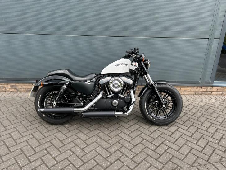 Harley-Davidson SPORTSTER XL1200X FORTY-EIGHT
