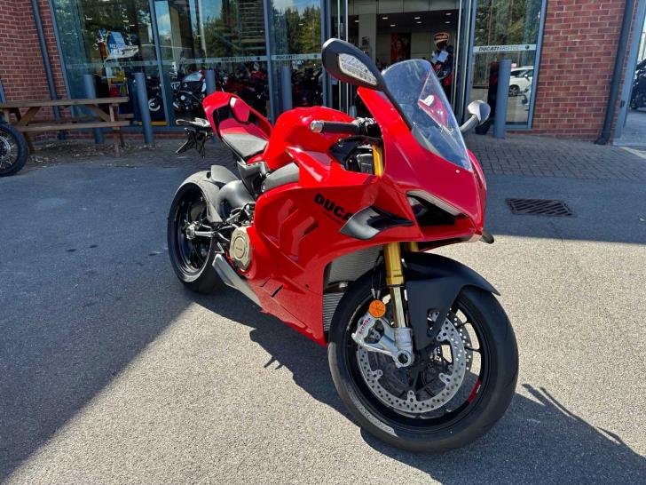 DUCATI PANIGALE V4 S