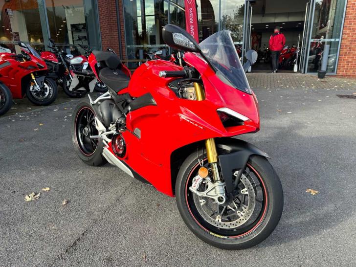 DUCATI PANIGALE V4 S