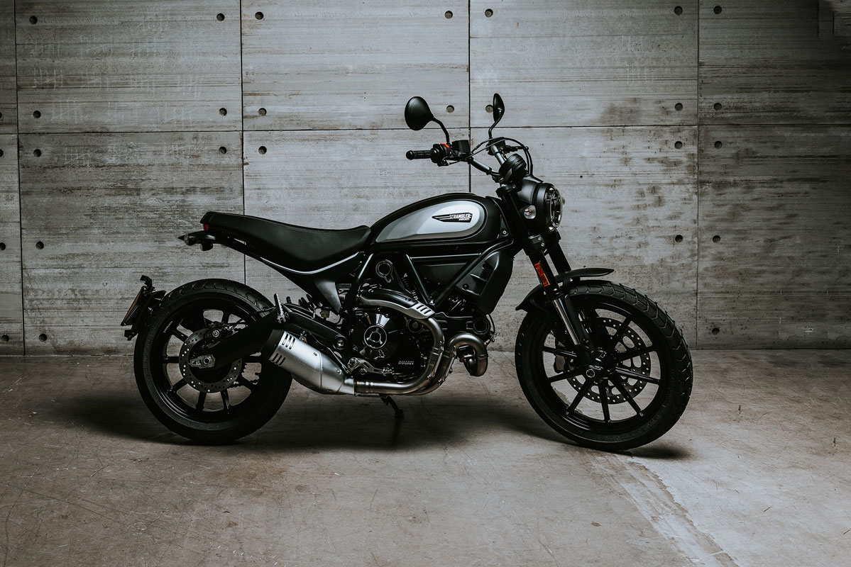 Scrambler Ducati Icon Dark Motorcycles For Sale In Bristol Bridgwater Riders Ducati